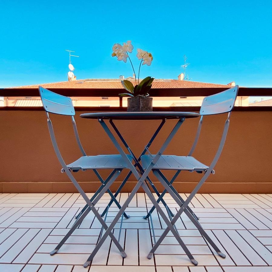 Vittoria Holiday Home Verona Esterno foto